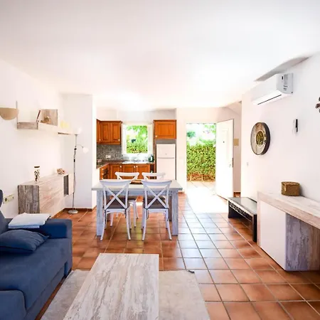 Apartamento Pueblo Menorquin * Son Xoriguer
