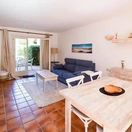 Apartmán Apartamento Pueblo Menorquin *