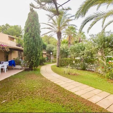 Apartamento Pueblo Menorquin Apartment *